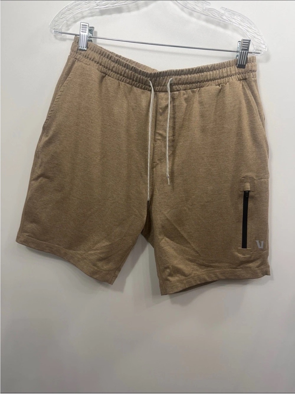 Vuori Men’s Sunday Performance Brown shorts size medium